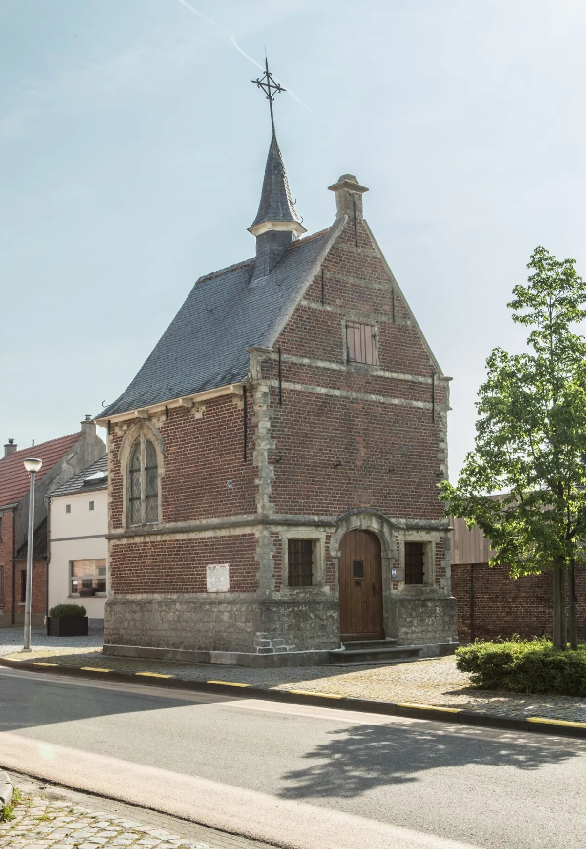 Onze-Lieve-Vrouw-Ten-Donkerekapel, Puurs-Sint-Amands