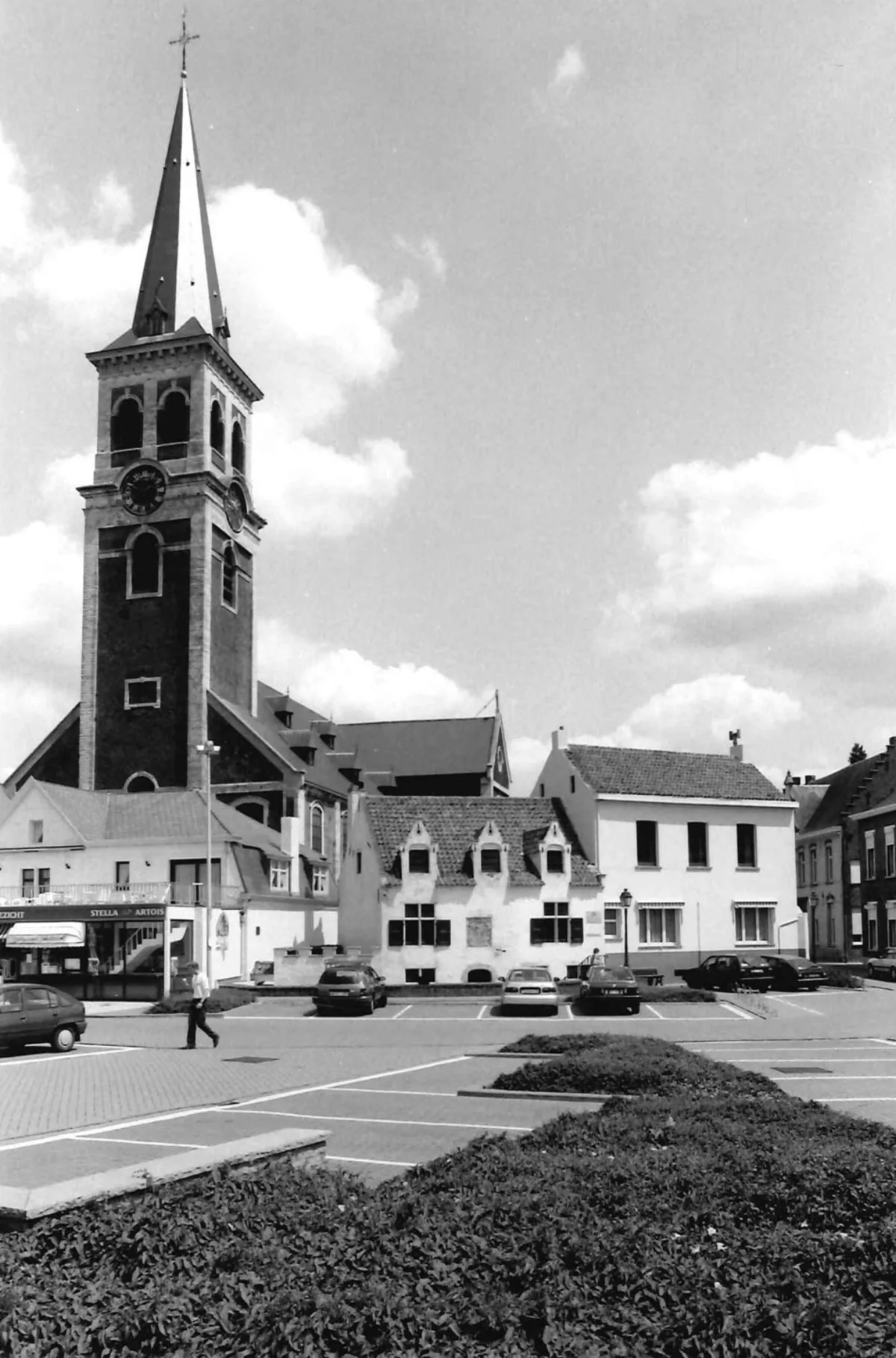 Sint-Amanduskerk, Puurs-Sint-Amands