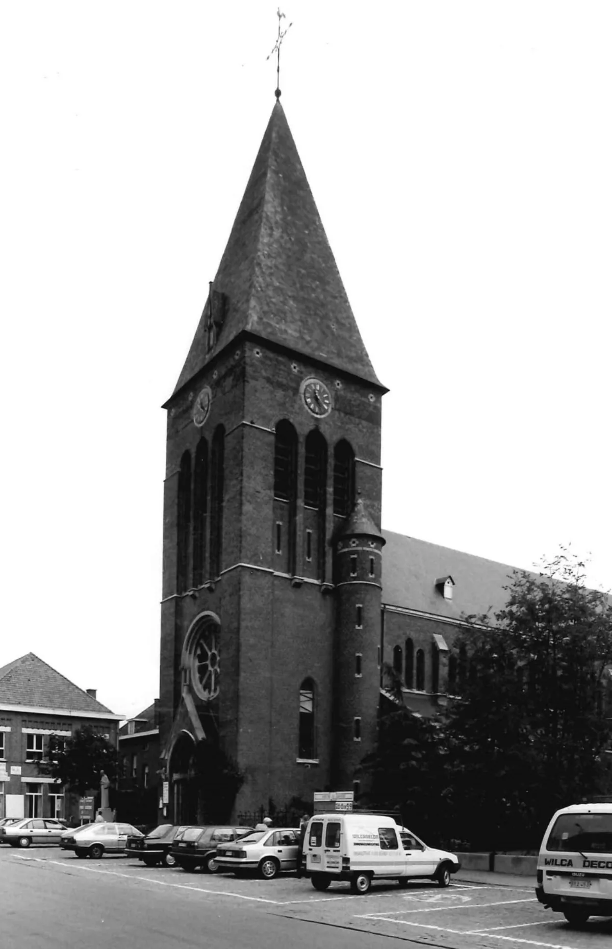 Sint-Leonarduskerk, Puurs-Sint-Amands