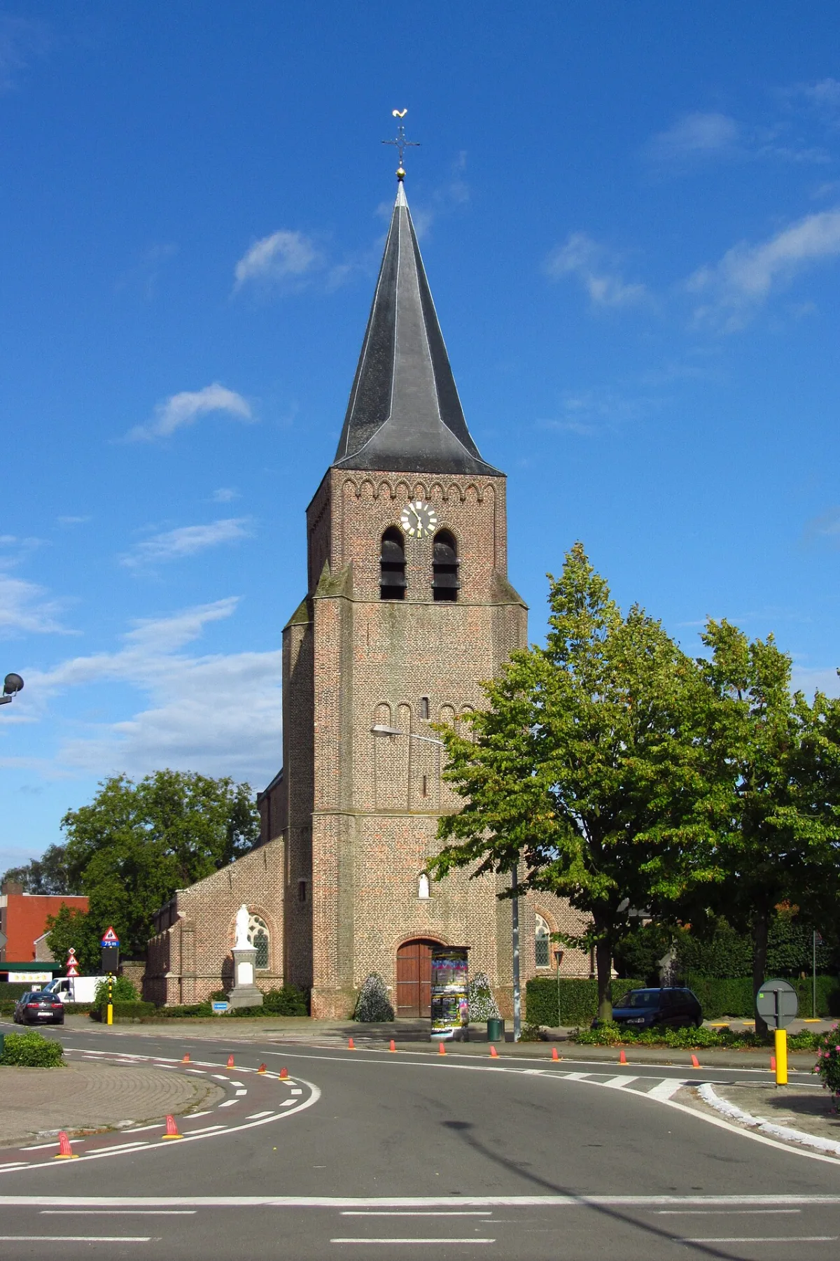 Sint-Servatiuskerk, Ravels