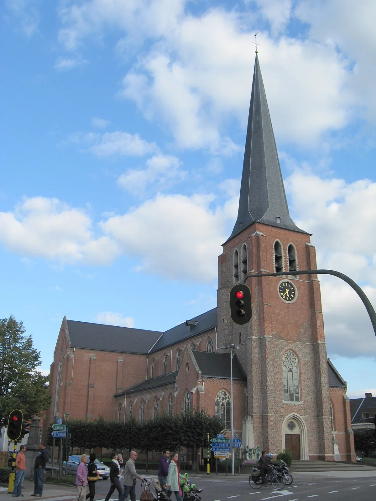 Sint-Martinuskerk, Retie