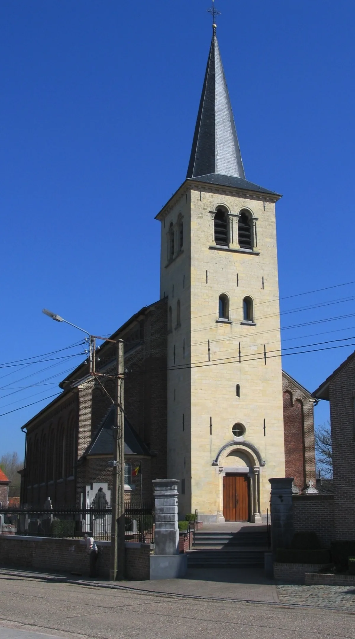 Sint-Hubertuskerk, Riemst