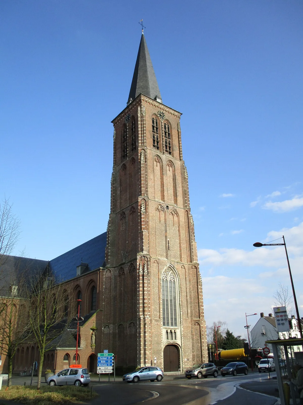 Sint-Willibrorduskerk, Rijkevorsel