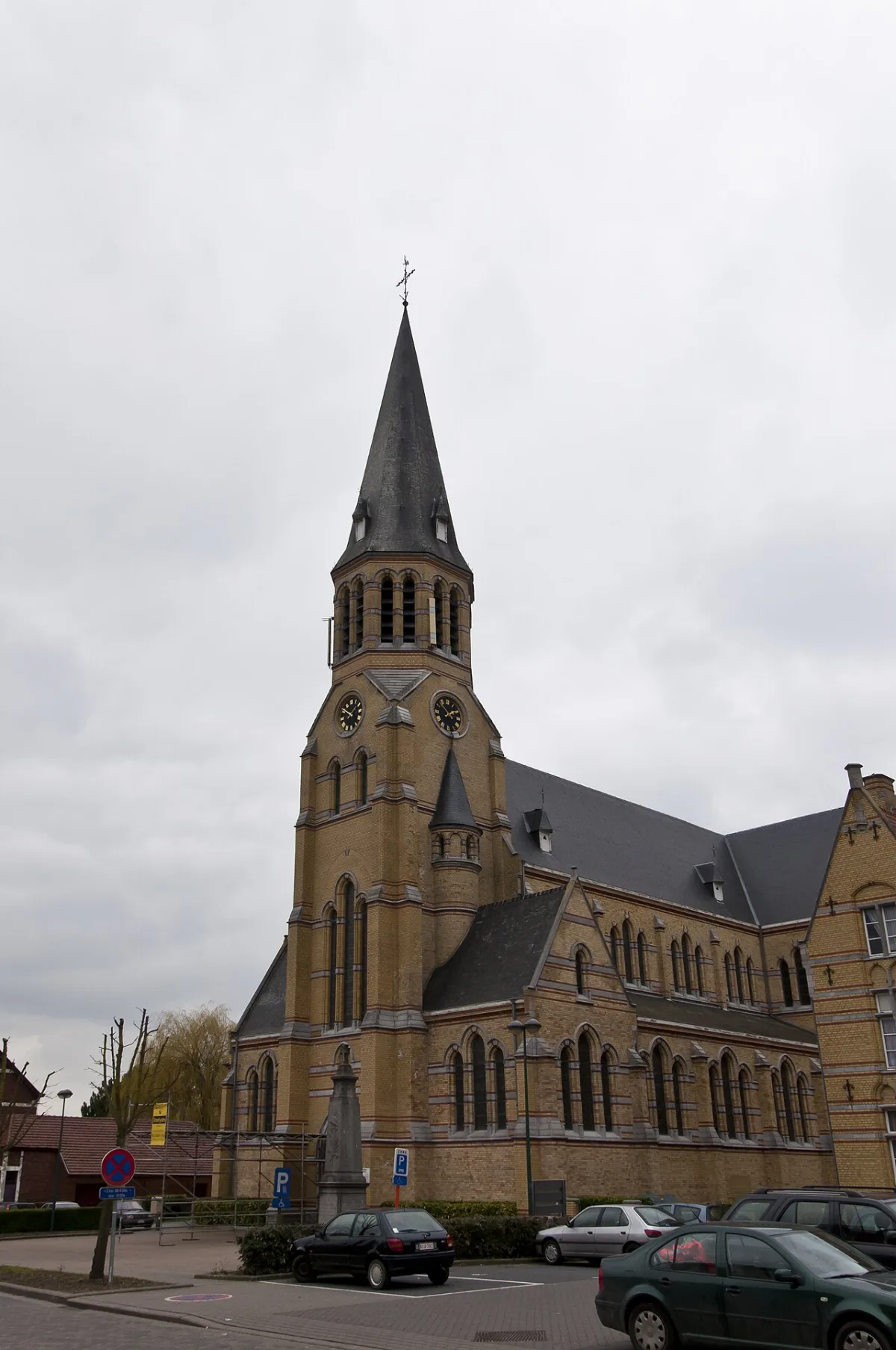 Sint-Gaugericuskerk, Roosdaal