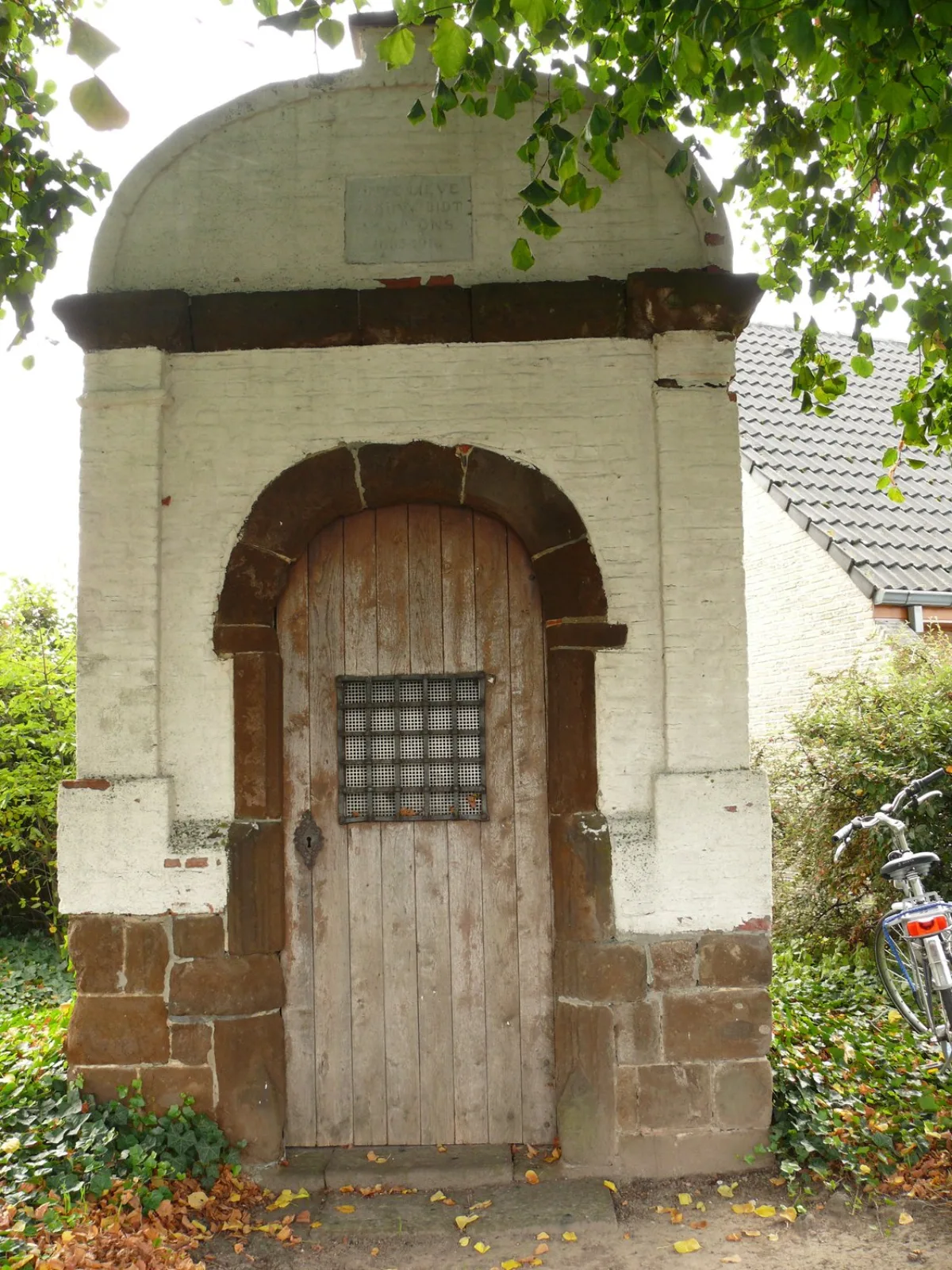 Drielindenkapel, Rotselaar