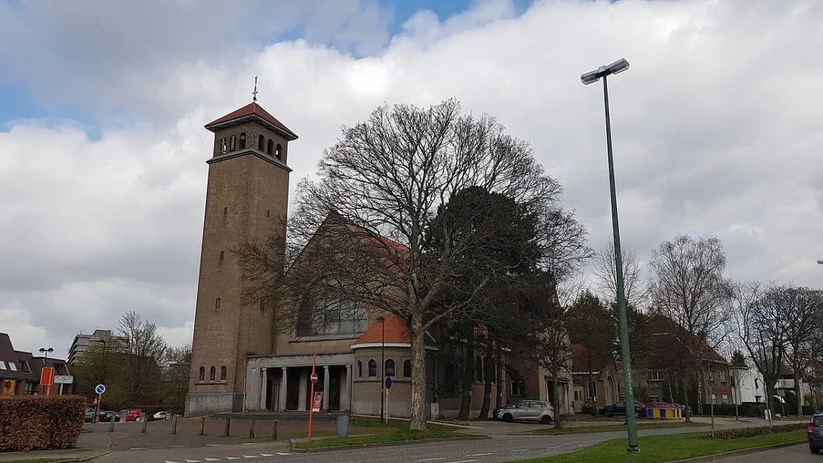 Onze-Lieve-Vrouw-Hemelvaartkerk, Sint-Lambrechts-Woluwe