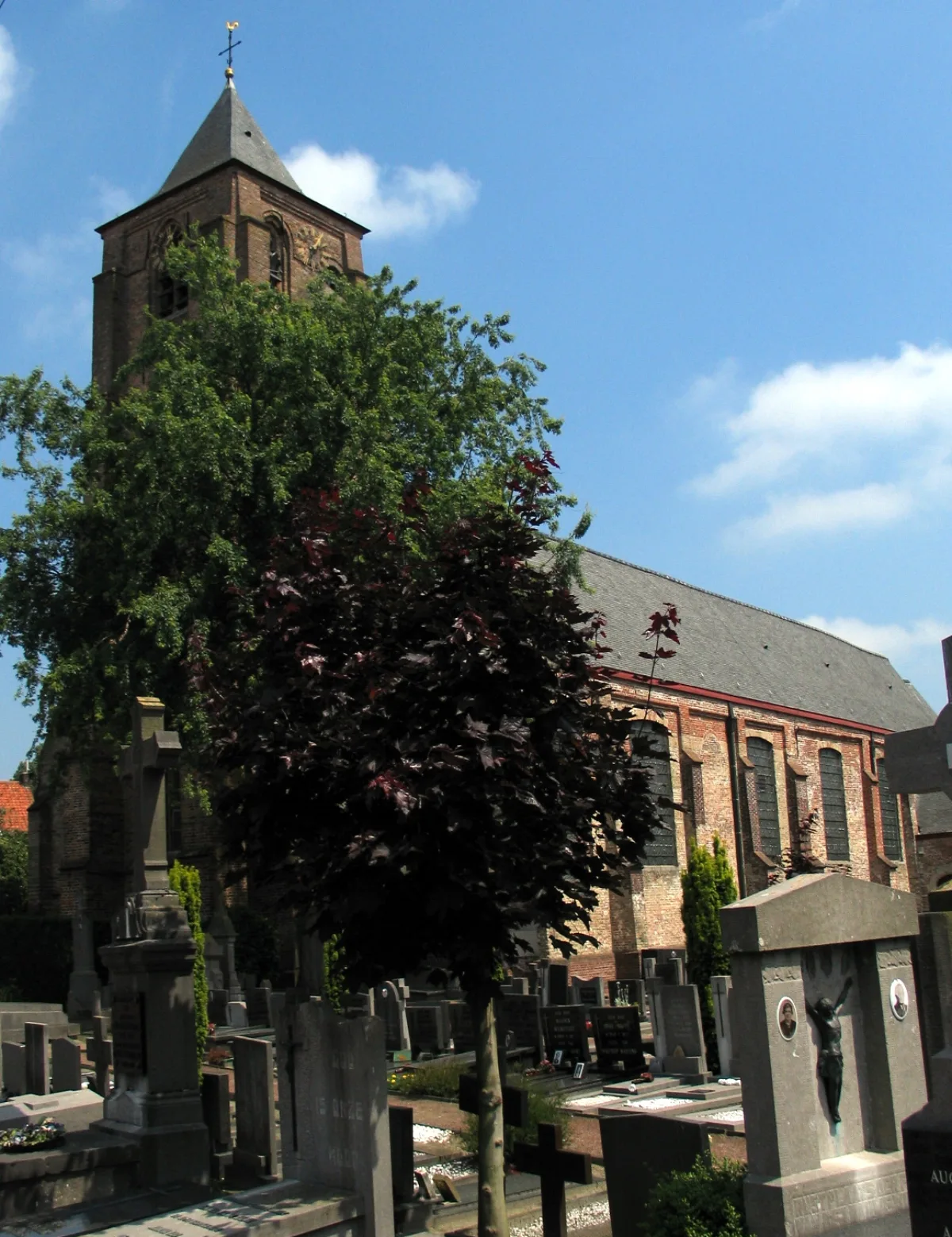 Sint-Laurentiuskerk, Sint-Laureins
