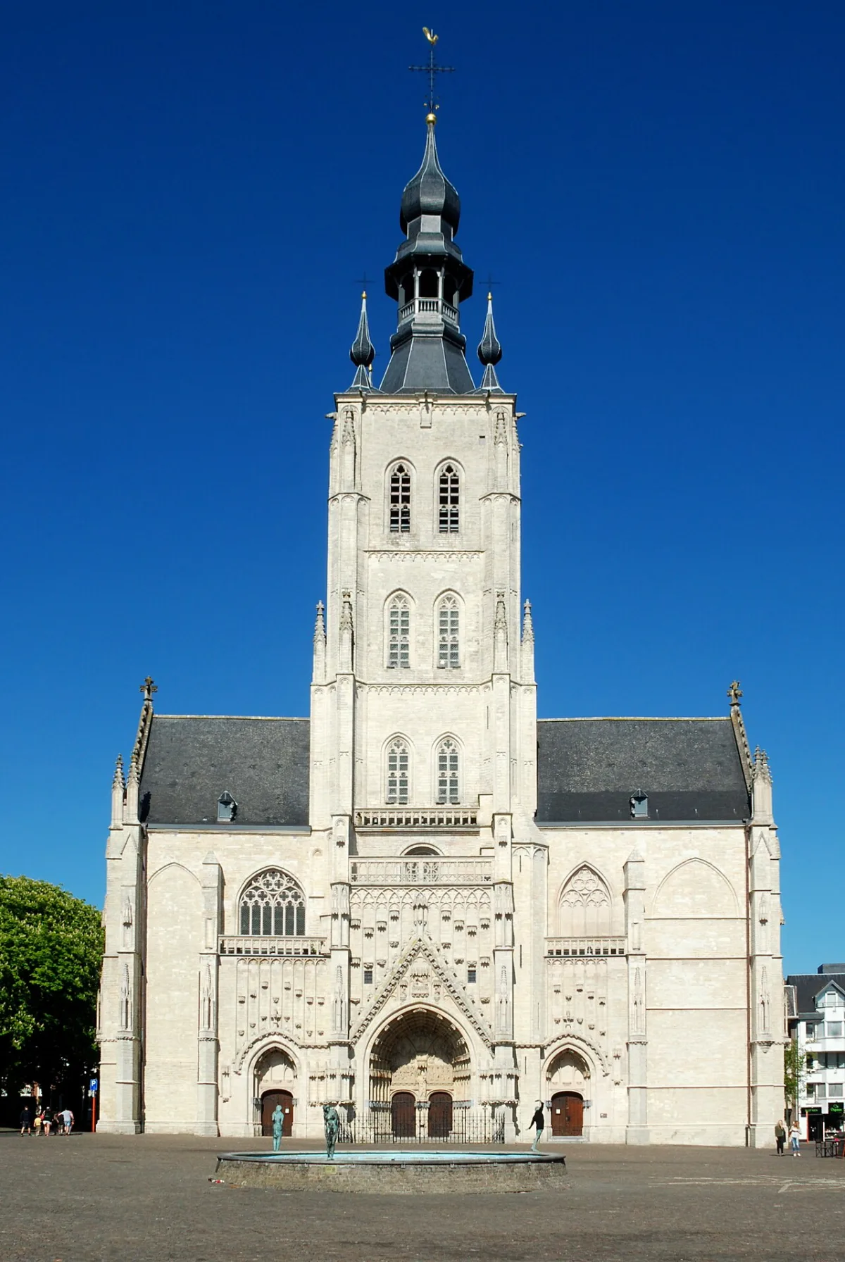 Onze-Lieve-Vrouw-ten-Poelkerk, Tienen