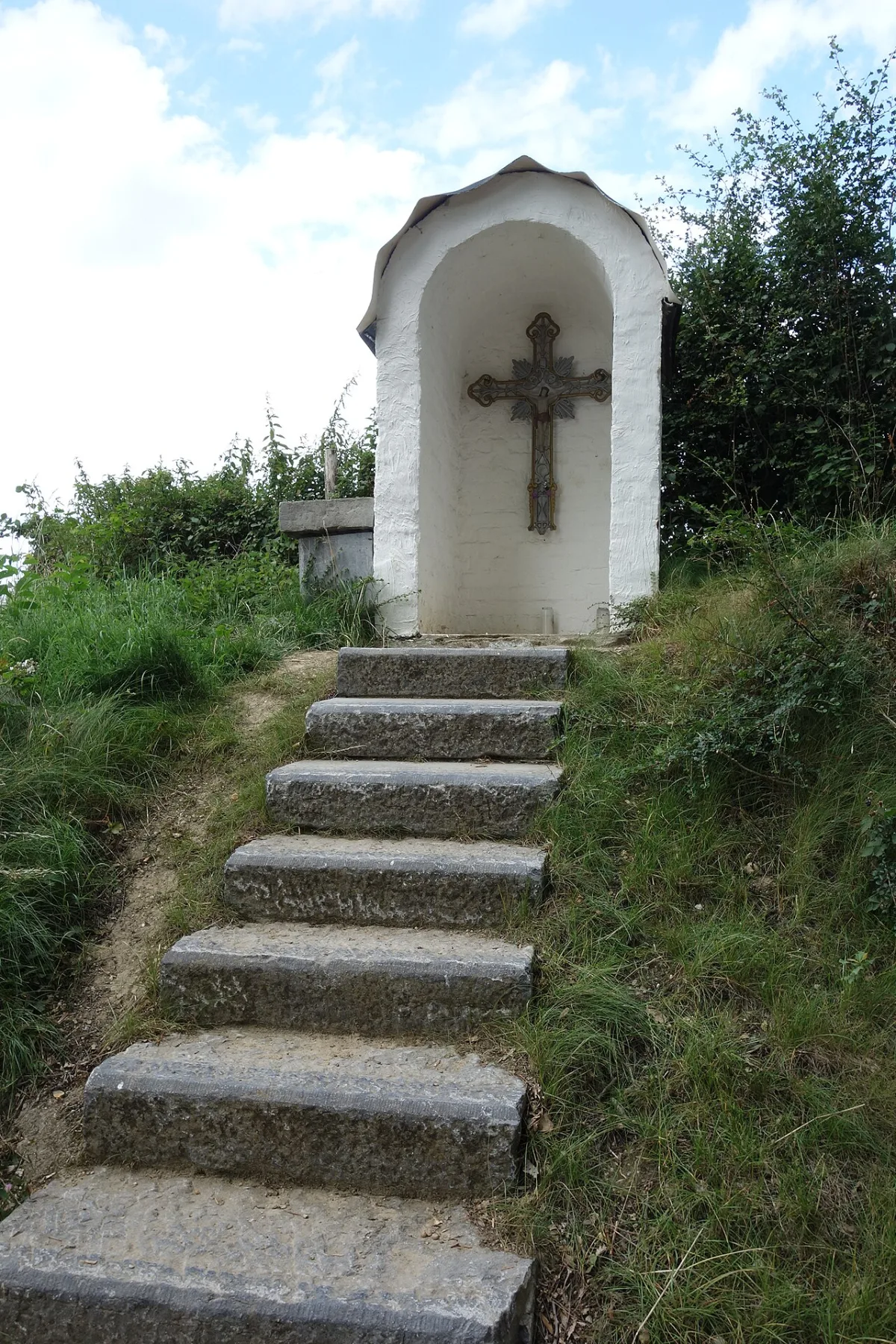 Deniskapel, Voeren