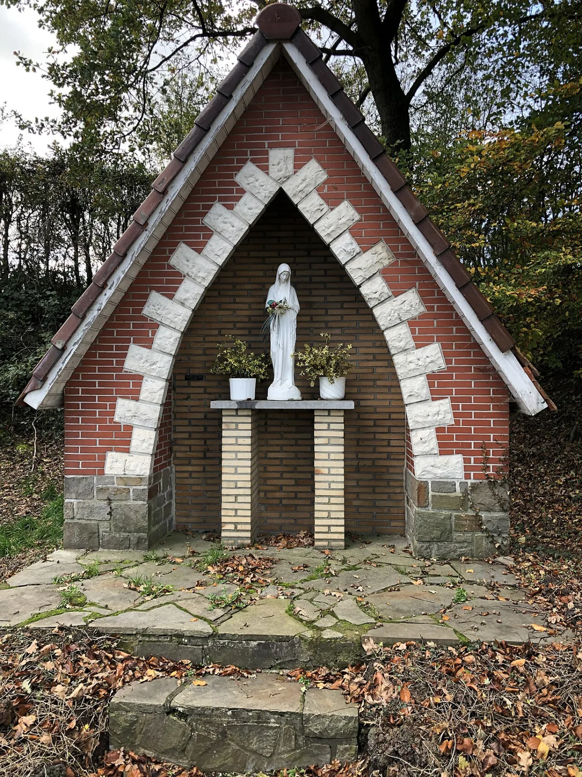 Mariakapel, Voeren