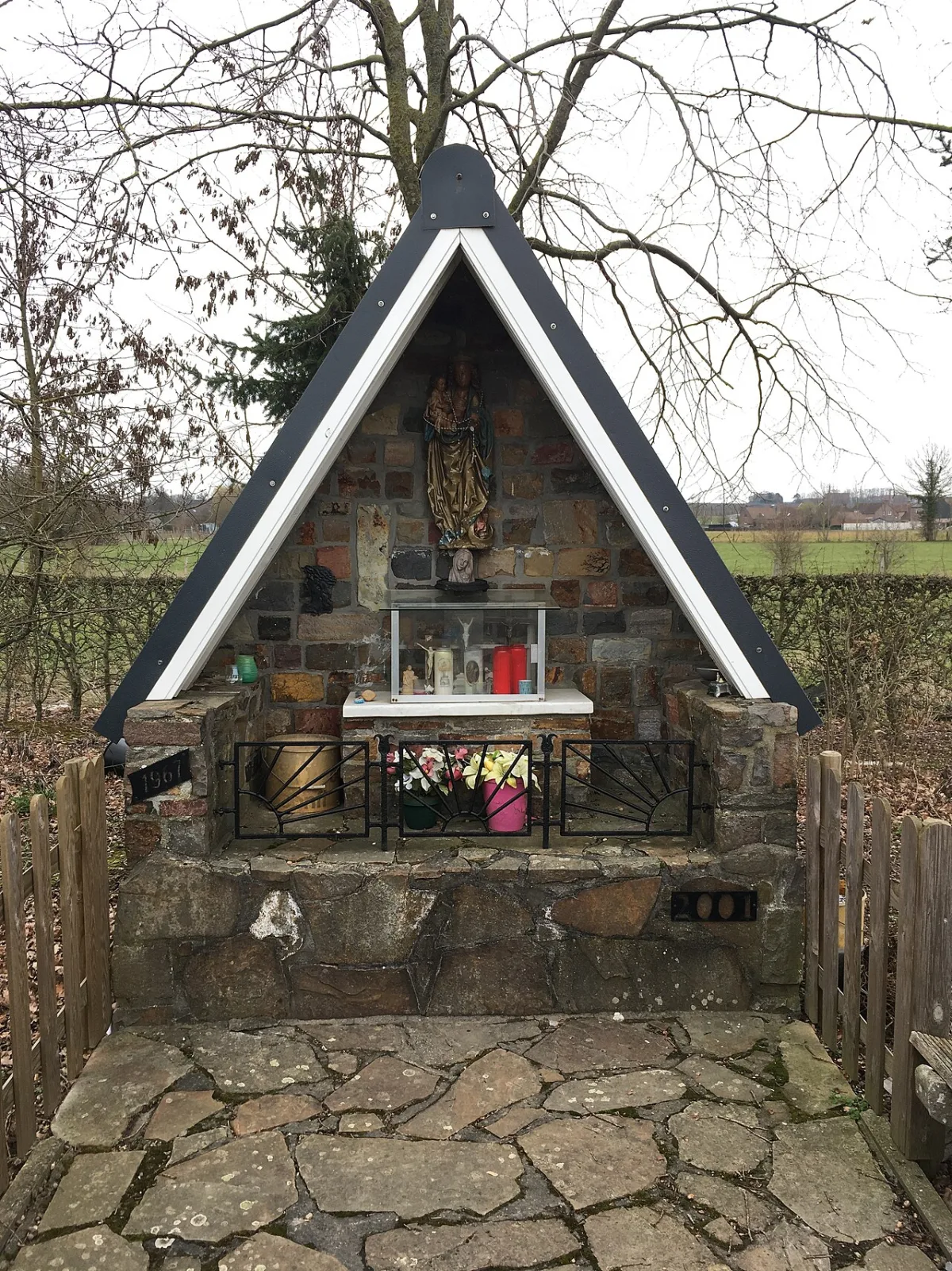 Mariakapel Moelingen, Voeren