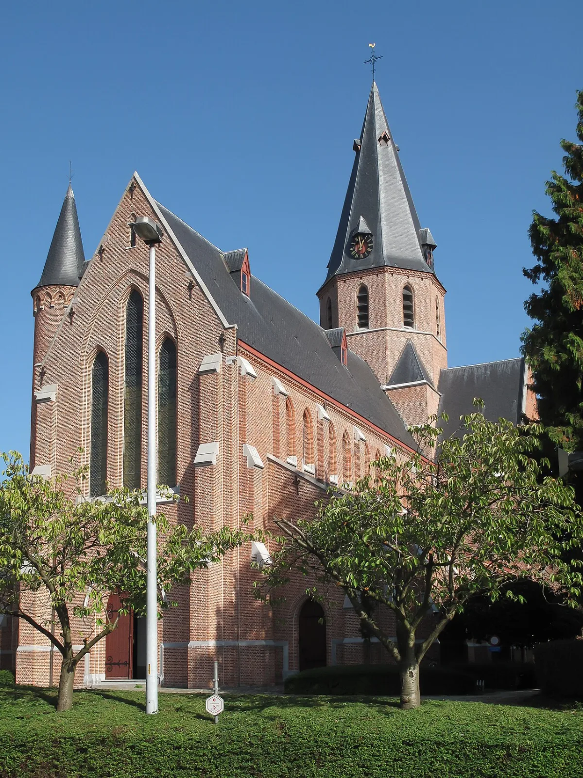 Sint-Jan-Baptistkerk, Waasmunster