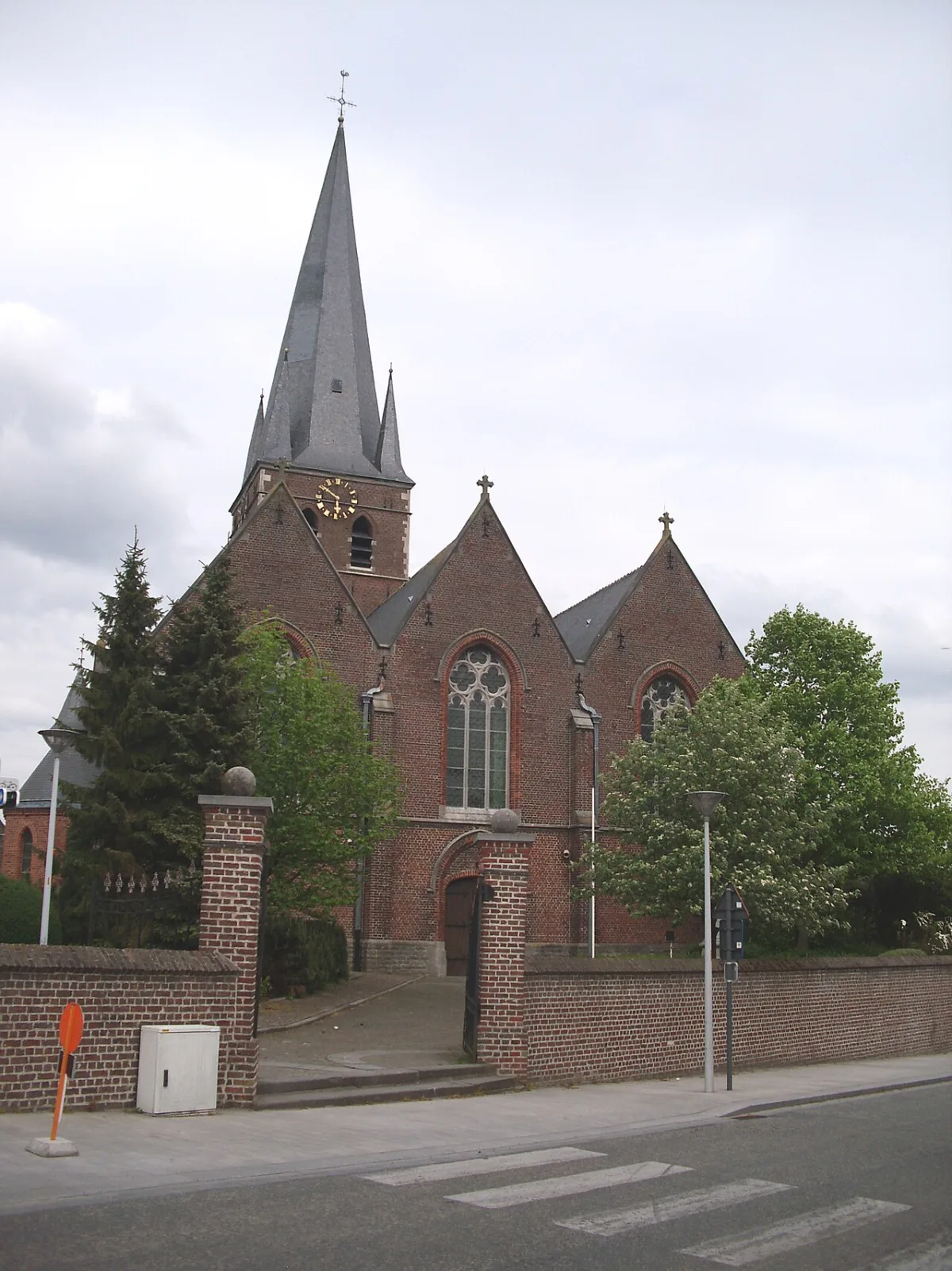 Onze-Lieve-Vrouw en Sint-Rochuskerk, Wortegem-Petegem