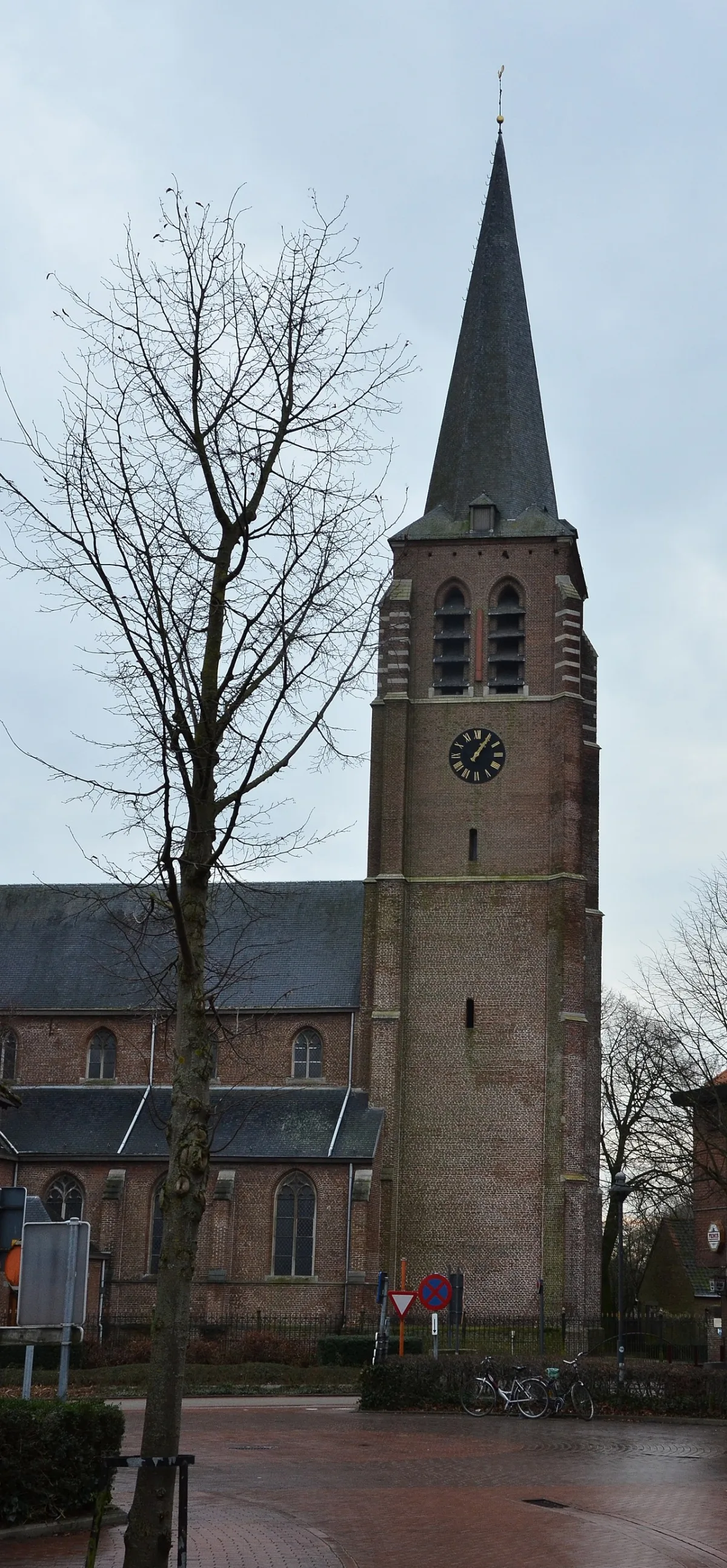 Onze-Lieve-Vrouw-Hemelvaartkerk, Wuustwezel