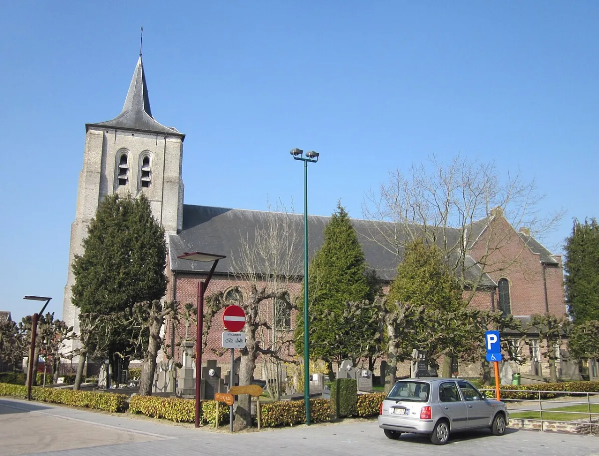 Sint-Laurentiuskerk, Zedelgem
