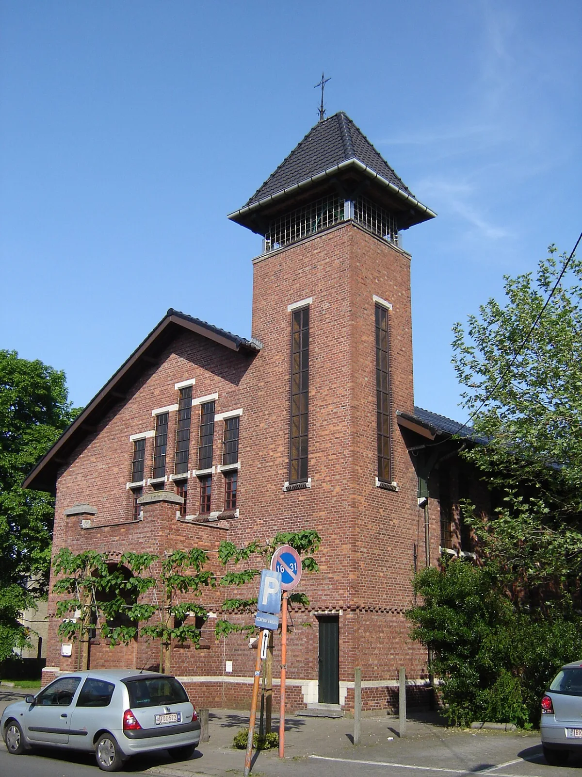 Sint-Antonius van Paduakerk, Zelzate