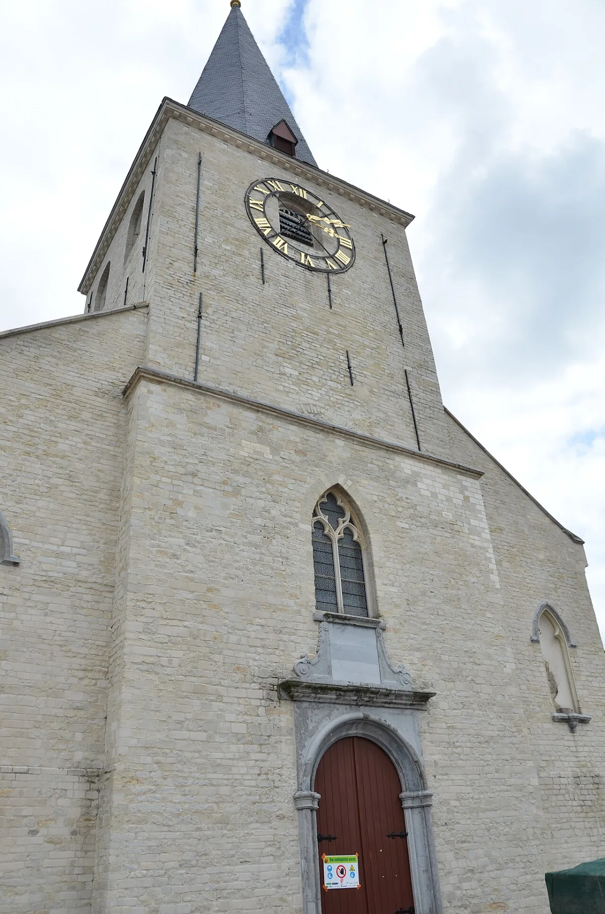Sint-Hubertuskerk, Zemst