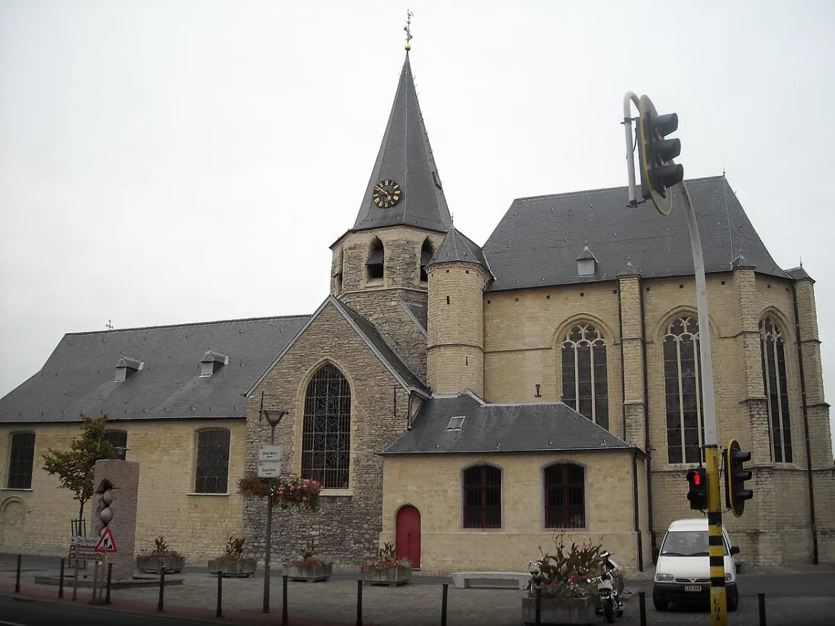 Heilige-Kruisverheffingskerk, Zwijndrecht