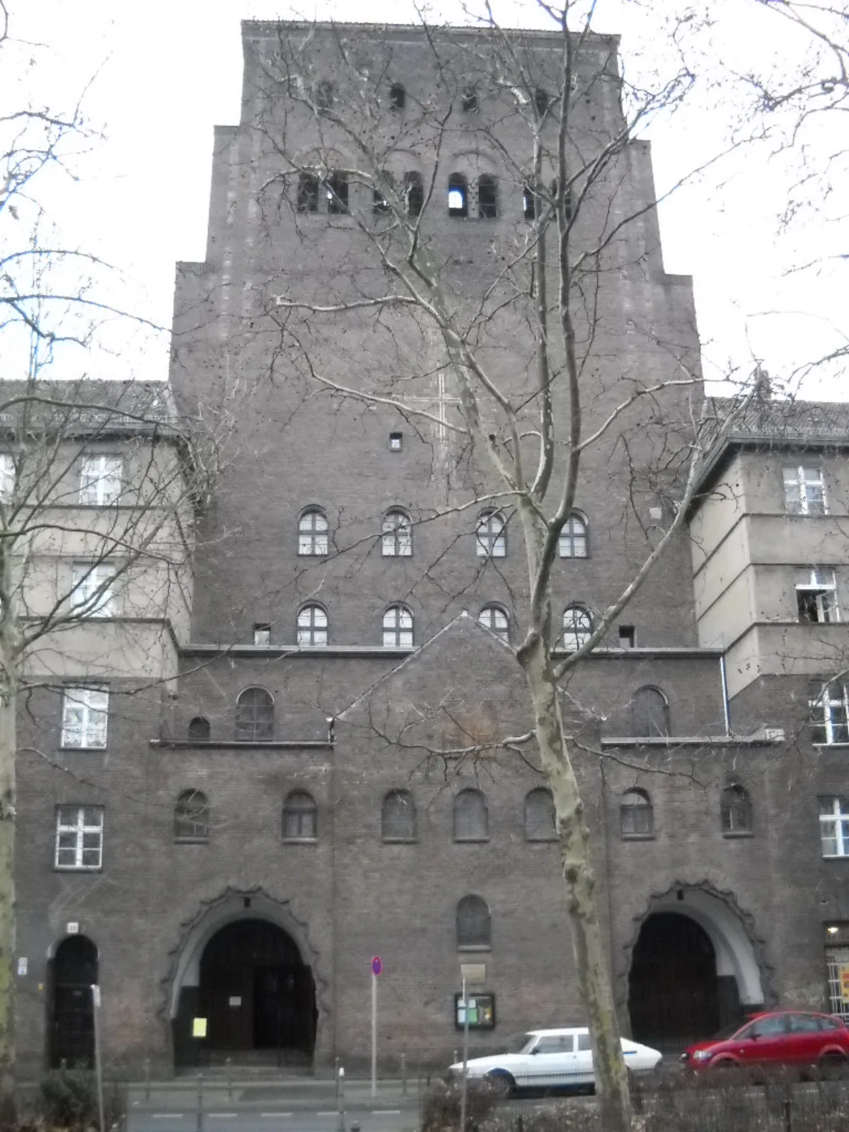 Kirche Heilige Familie, Berlin