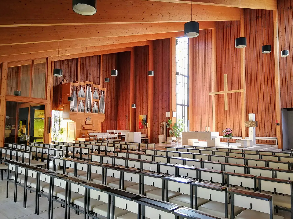 St. Nikolaus von der Flüe, Dettingen unter Teck