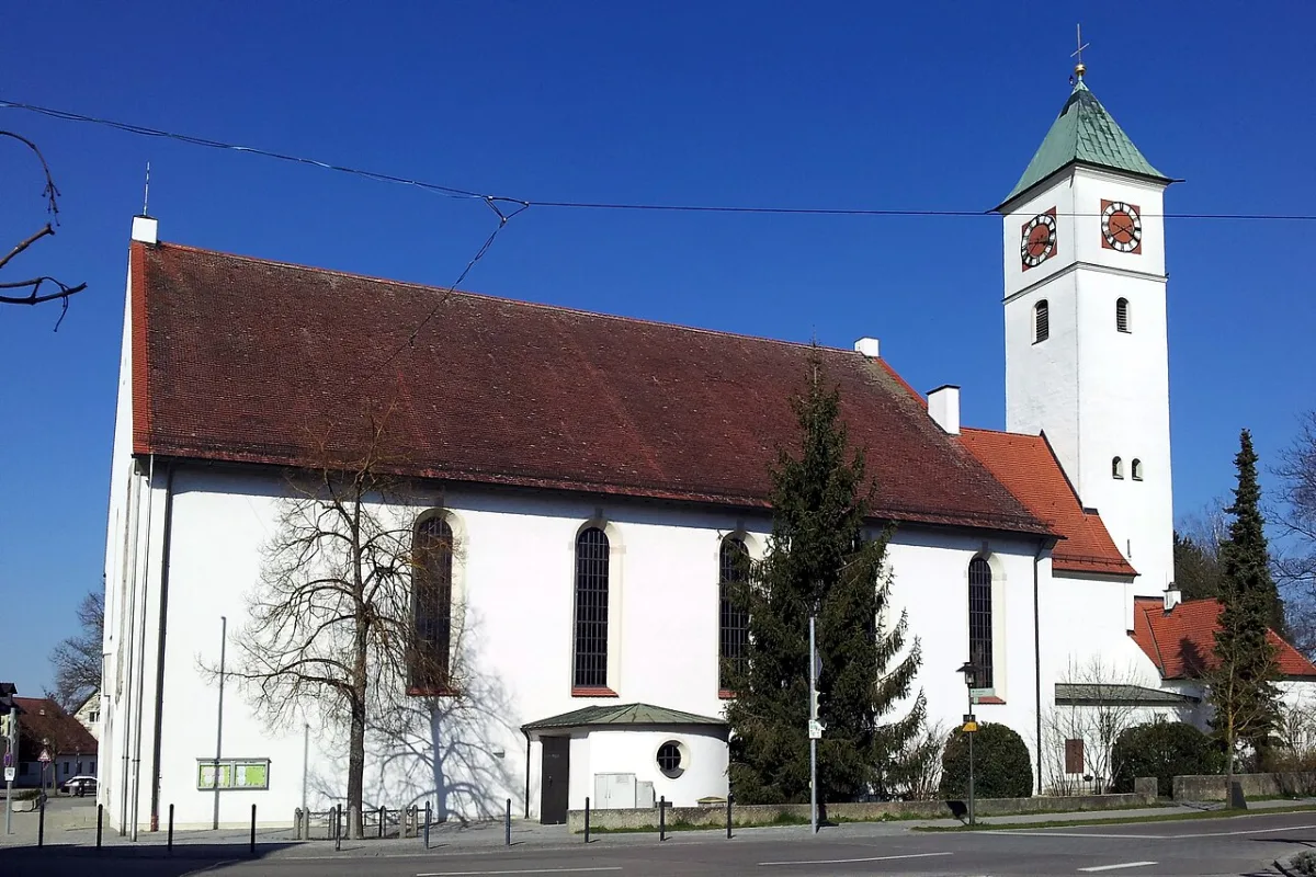 St. Peter, Manching