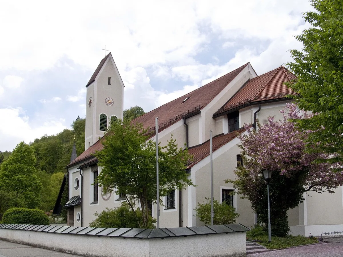 Pfarrkirche St. Ludwig, Oberau