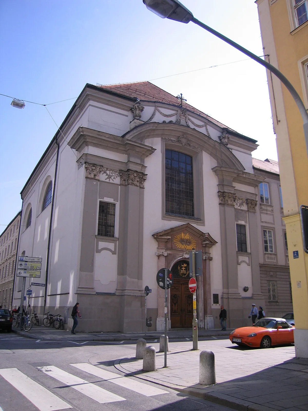 Damenstiftskirche St. Anna, München