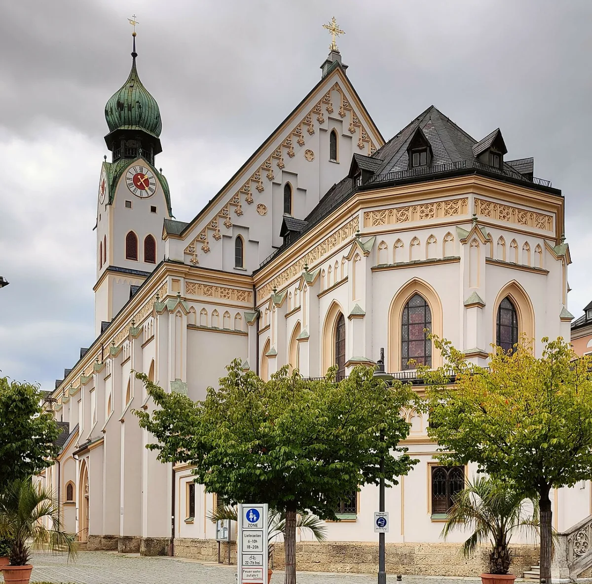 St. Nikolaus, Rosenheim