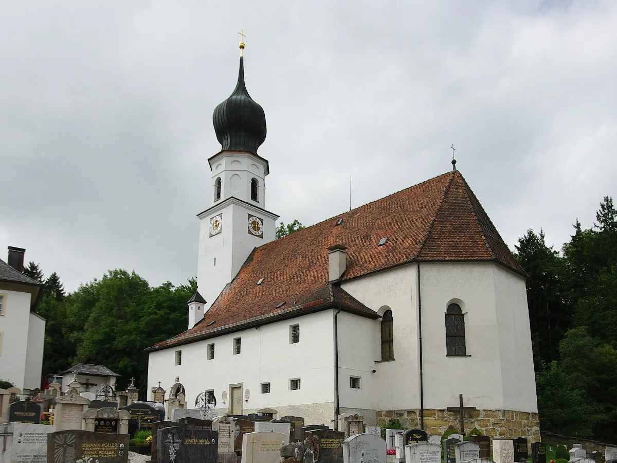 St. Laurentius, Ainring
