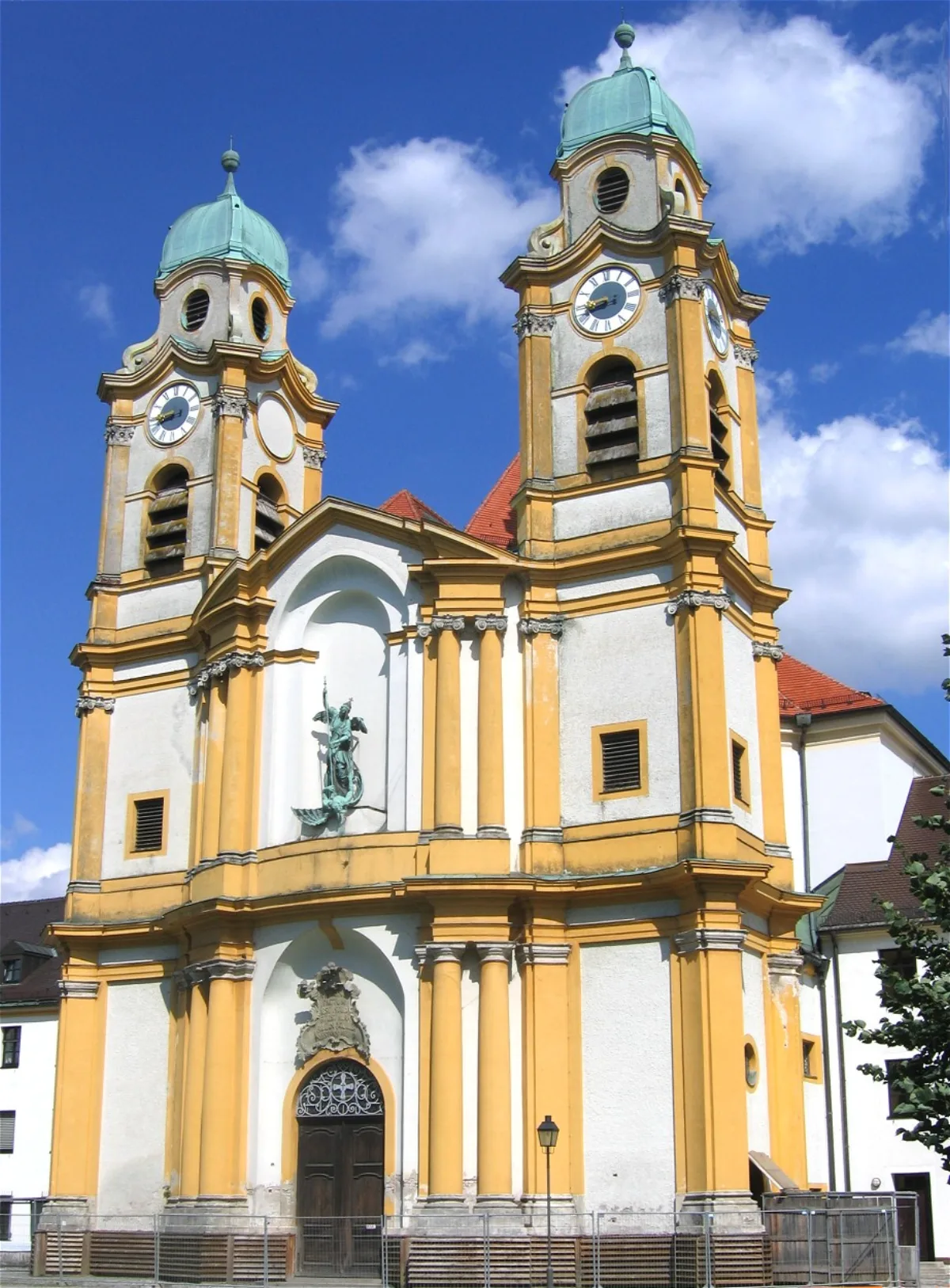 St. Michael, München