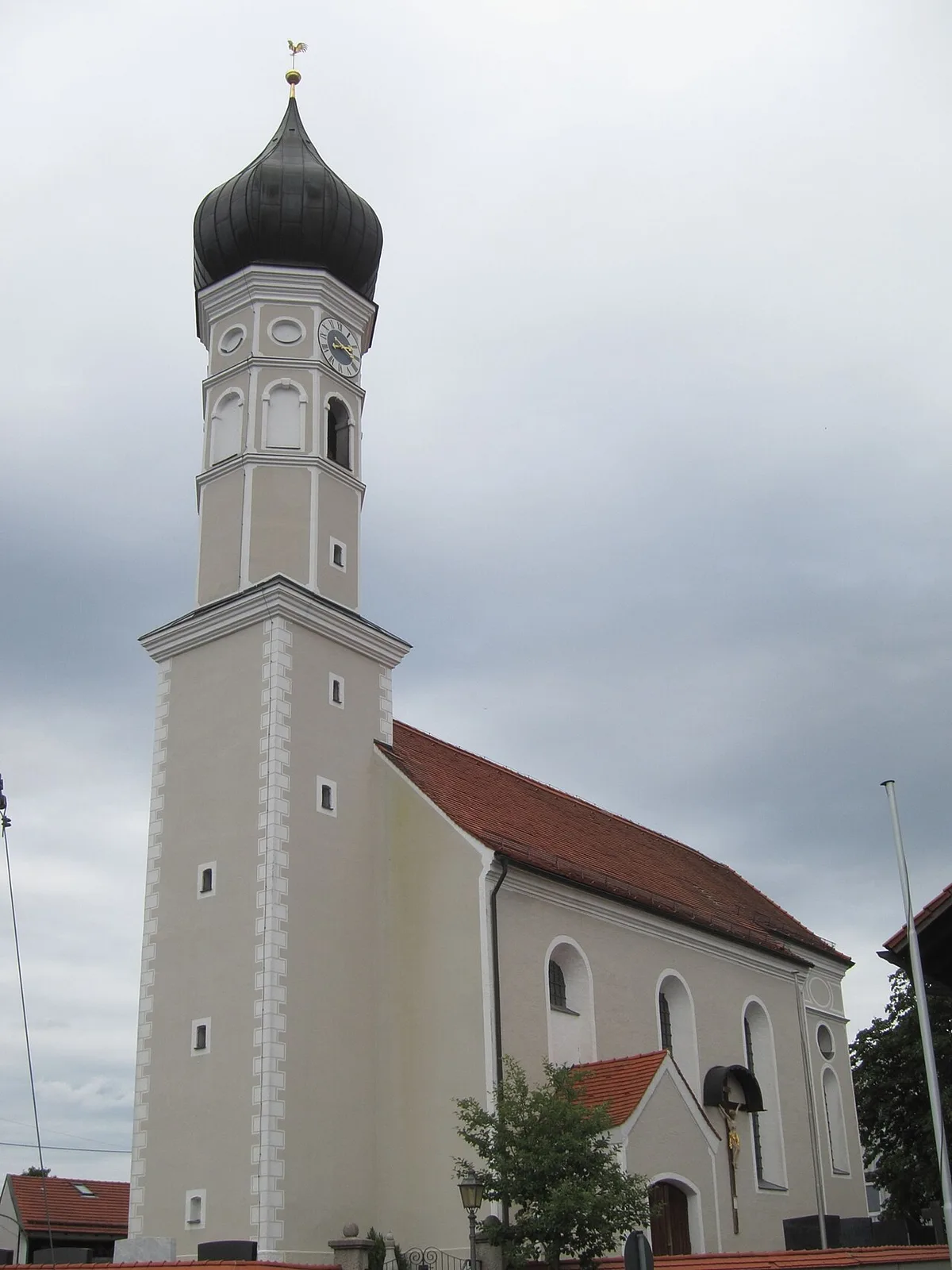 St. Johannes, Neuching