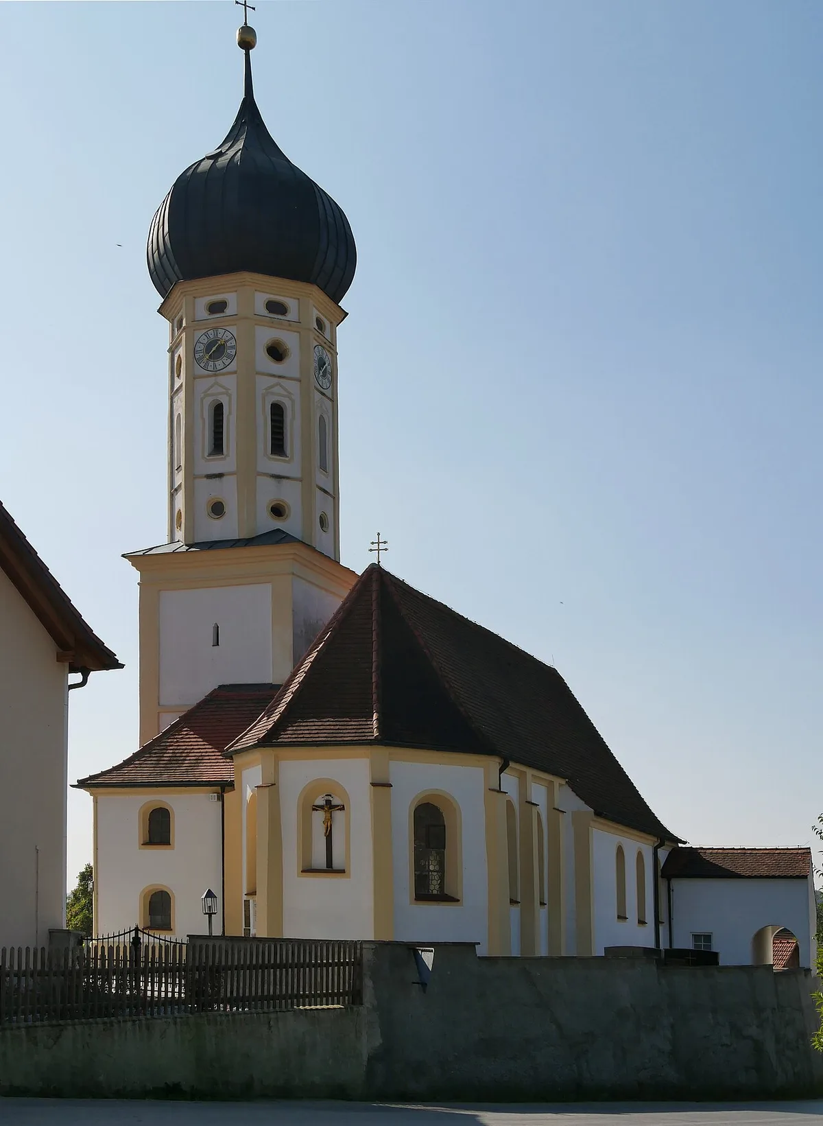 St. Bartholomäus, Moorenweis