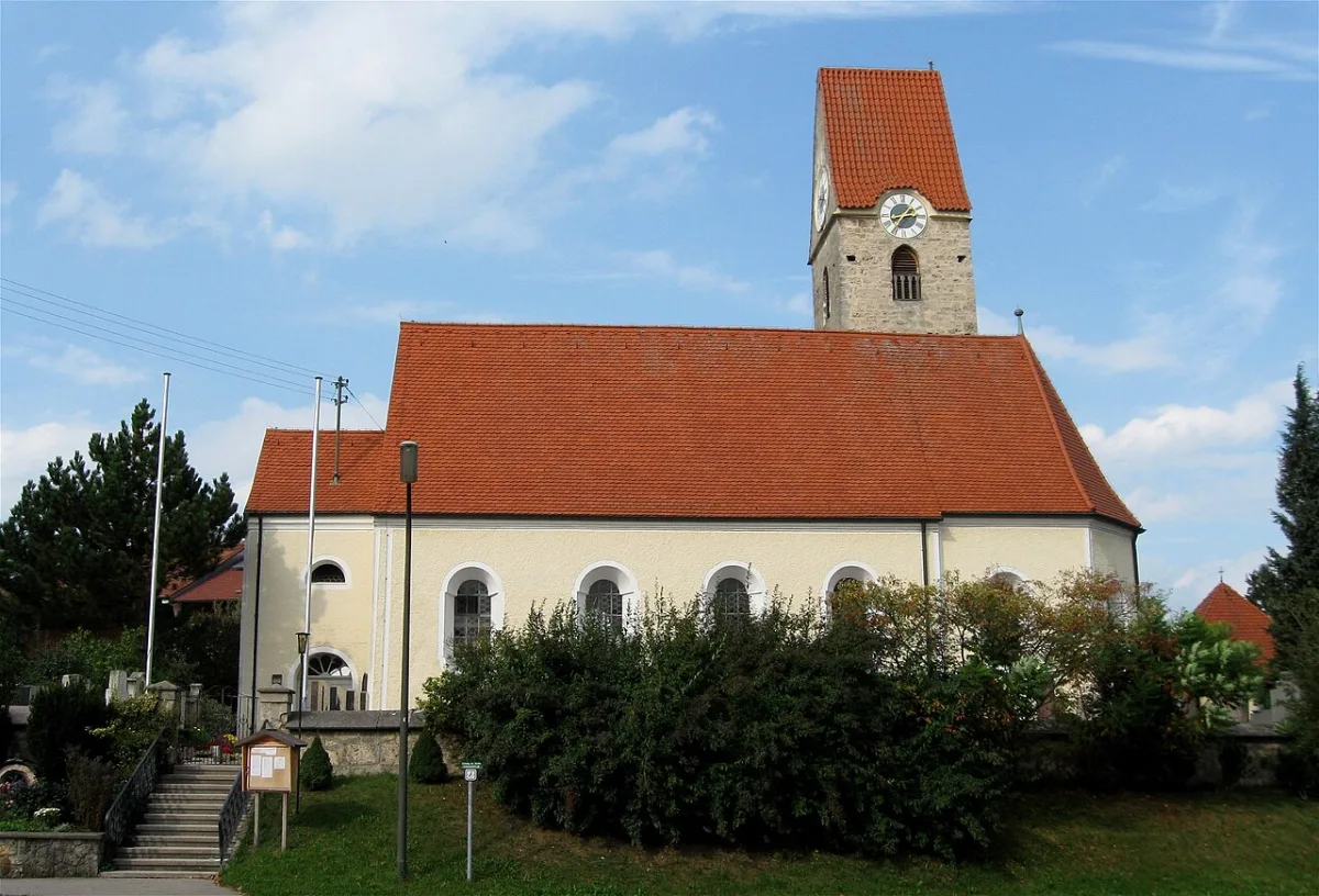 Heilig Kreuz, Großkarolinenfeld