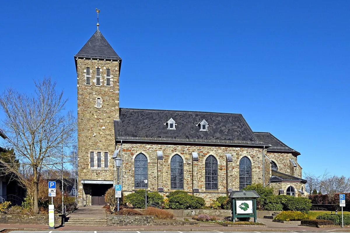 St. Peter und Paul, Simmerath