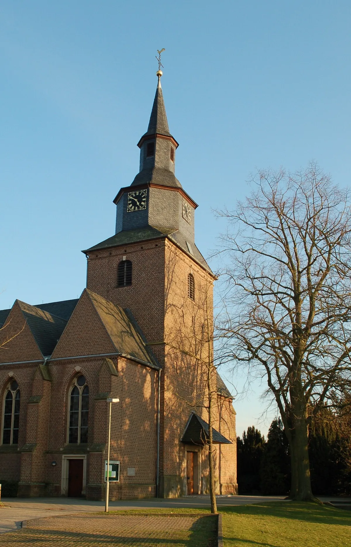 Pfarrkirche St. Johannes der Täufer, Hückelhoven