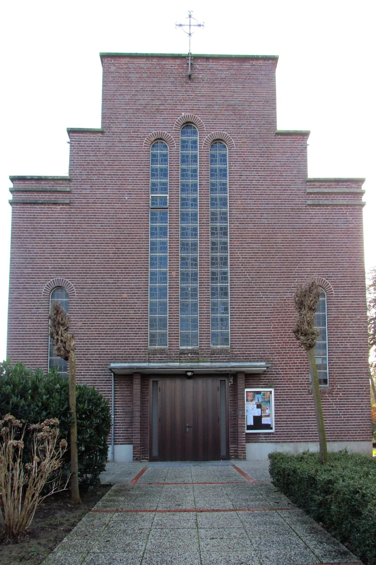 Pfarrkirche St. Theresia vom Kinde Jesu, Heinsberg