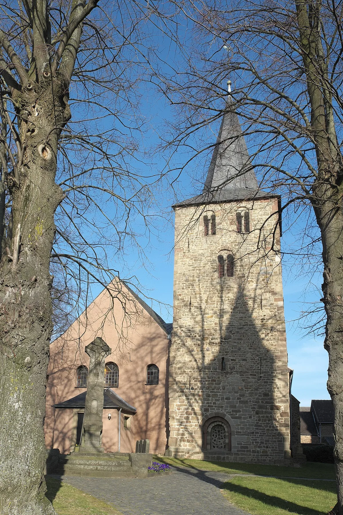 Klein St. Arnold, Düren