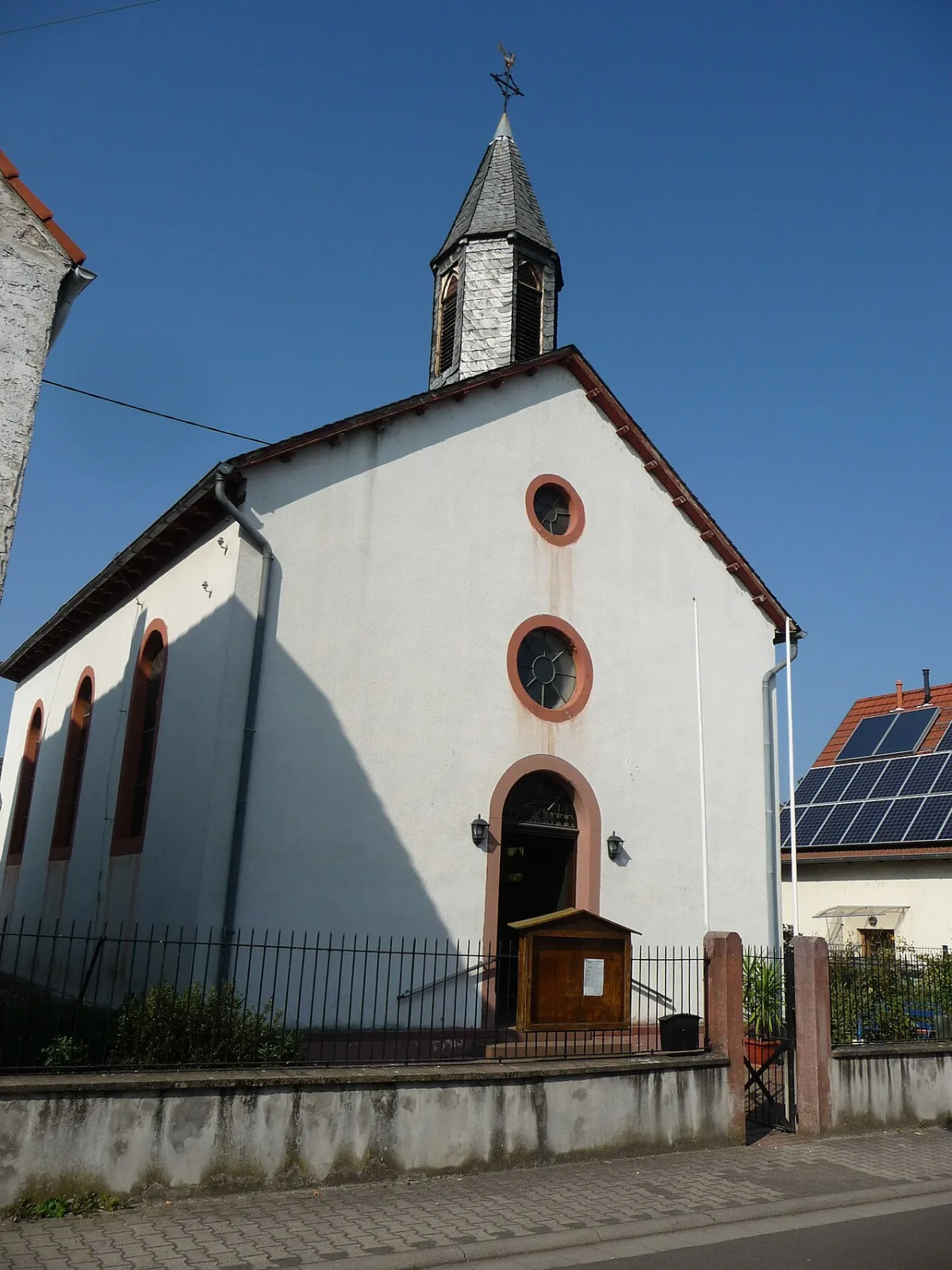 Katholische Kirche Heilig Kreuz, Hamm am Rhein