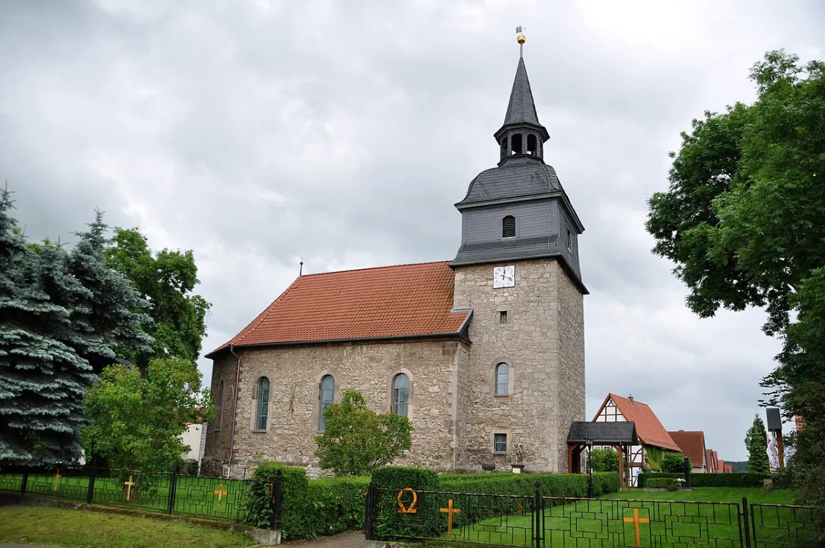 St. Simon und Judas, Am Ohmberg