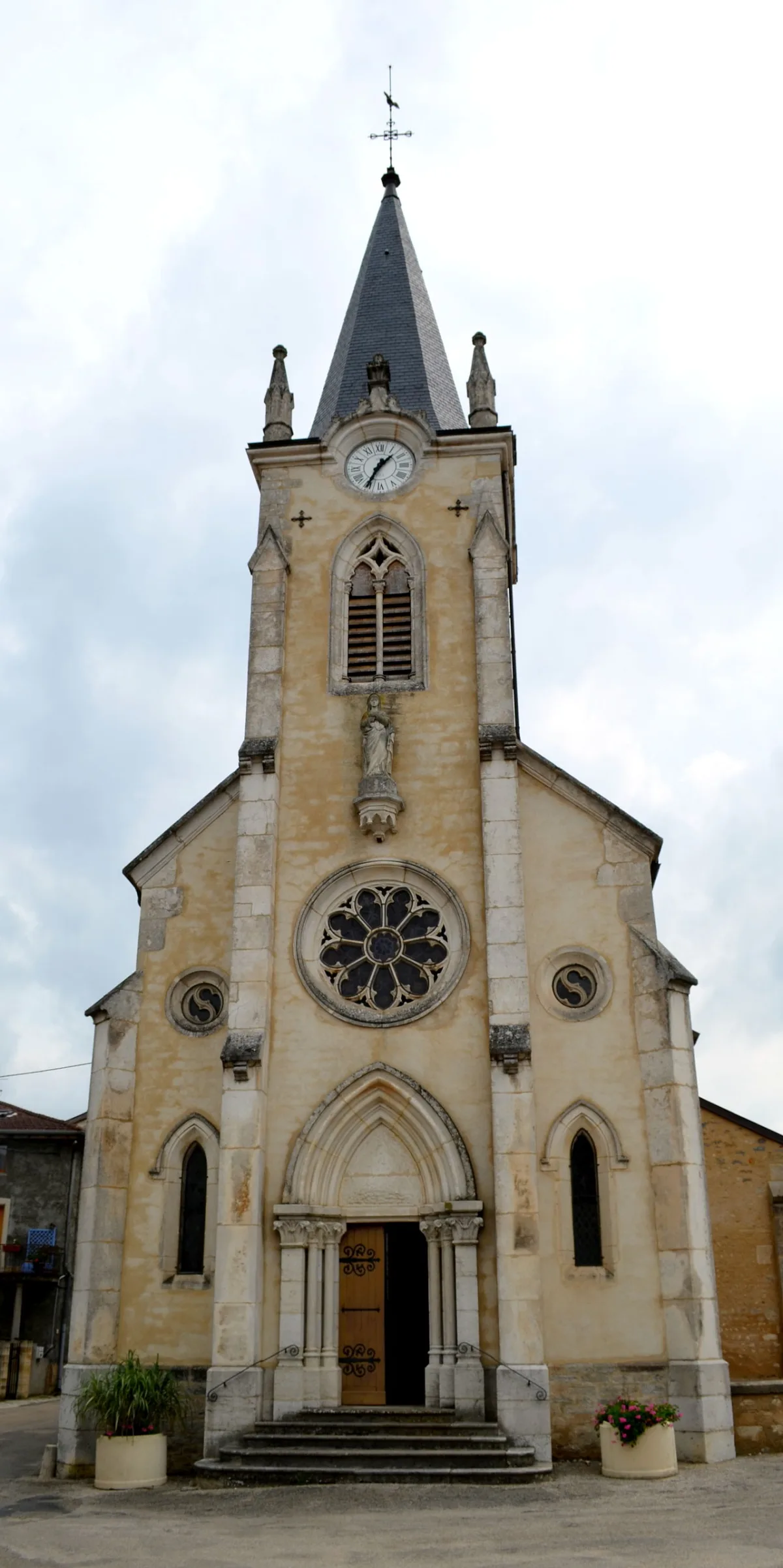Saint Maurice, Saint Maurice De Remens