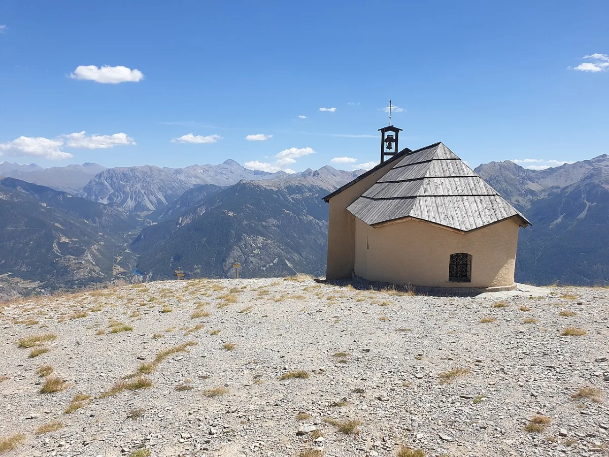 Chapelle Notre Dame des neiges (Chapelle du Mont Prorel), Puy Saint Pierre