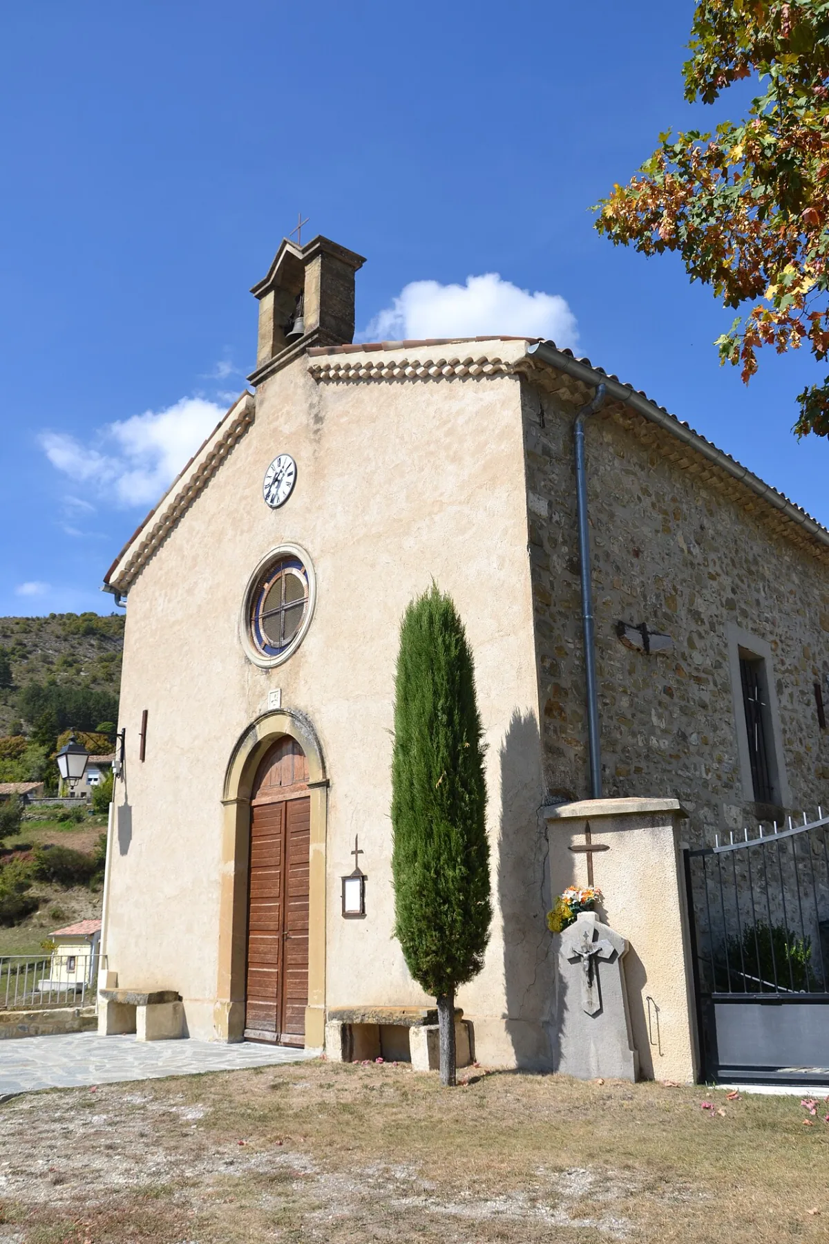 Église de l'Assomption, Moydans