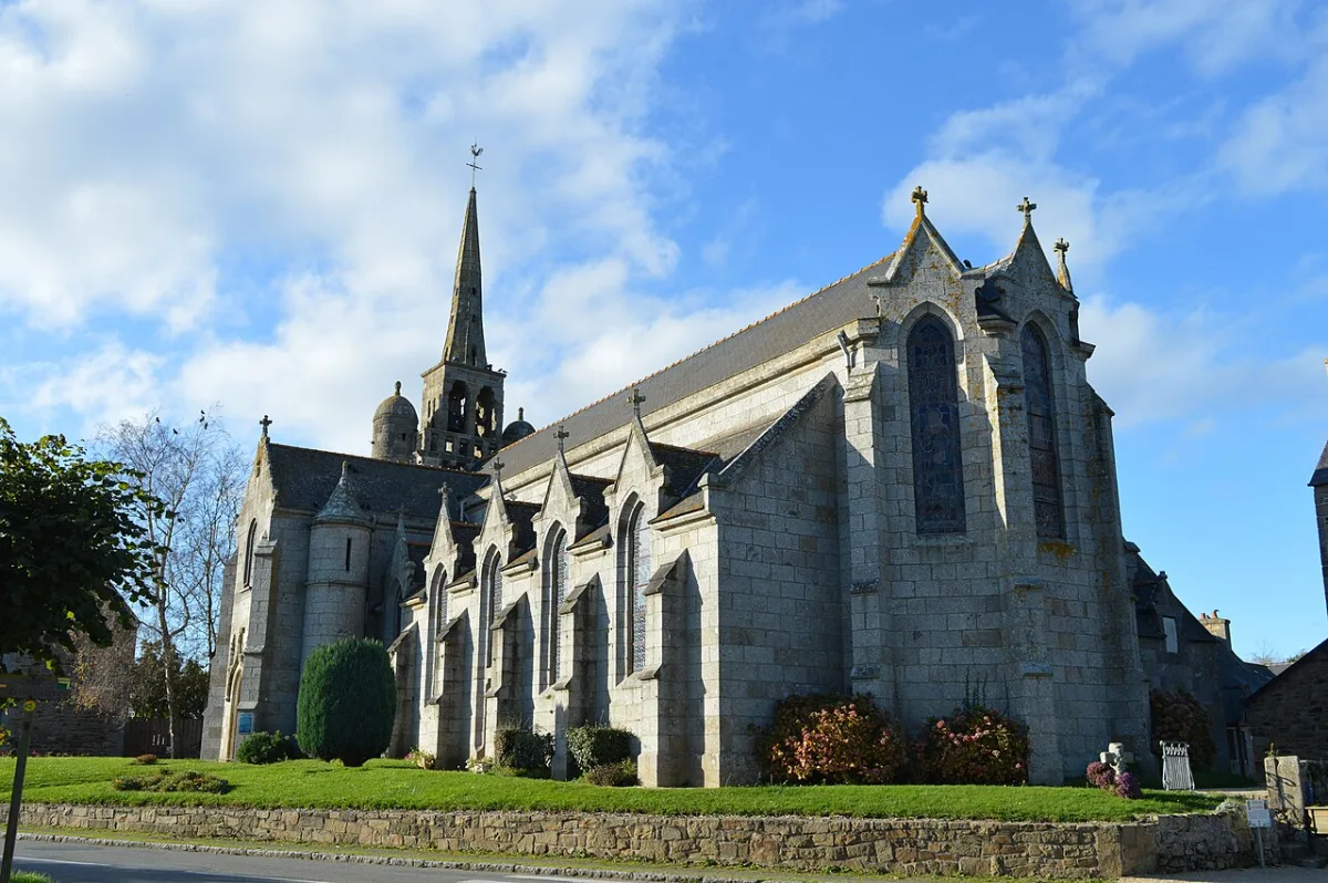 Église Notre-Dame à Caouennec-Lanvézéac, Caouennec Lanvezeac