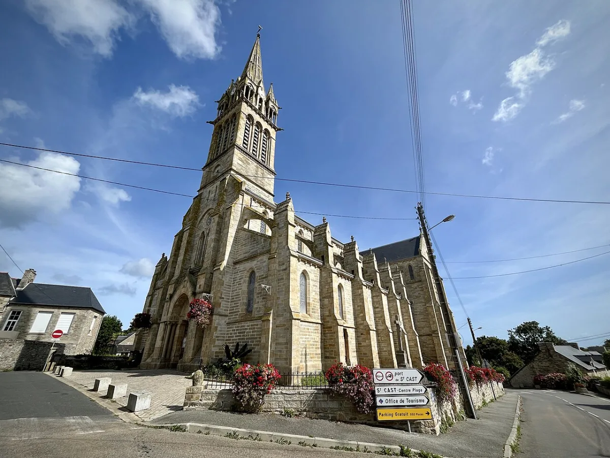 Église Saint-Cast, Saint-Cast-Le-Guildo