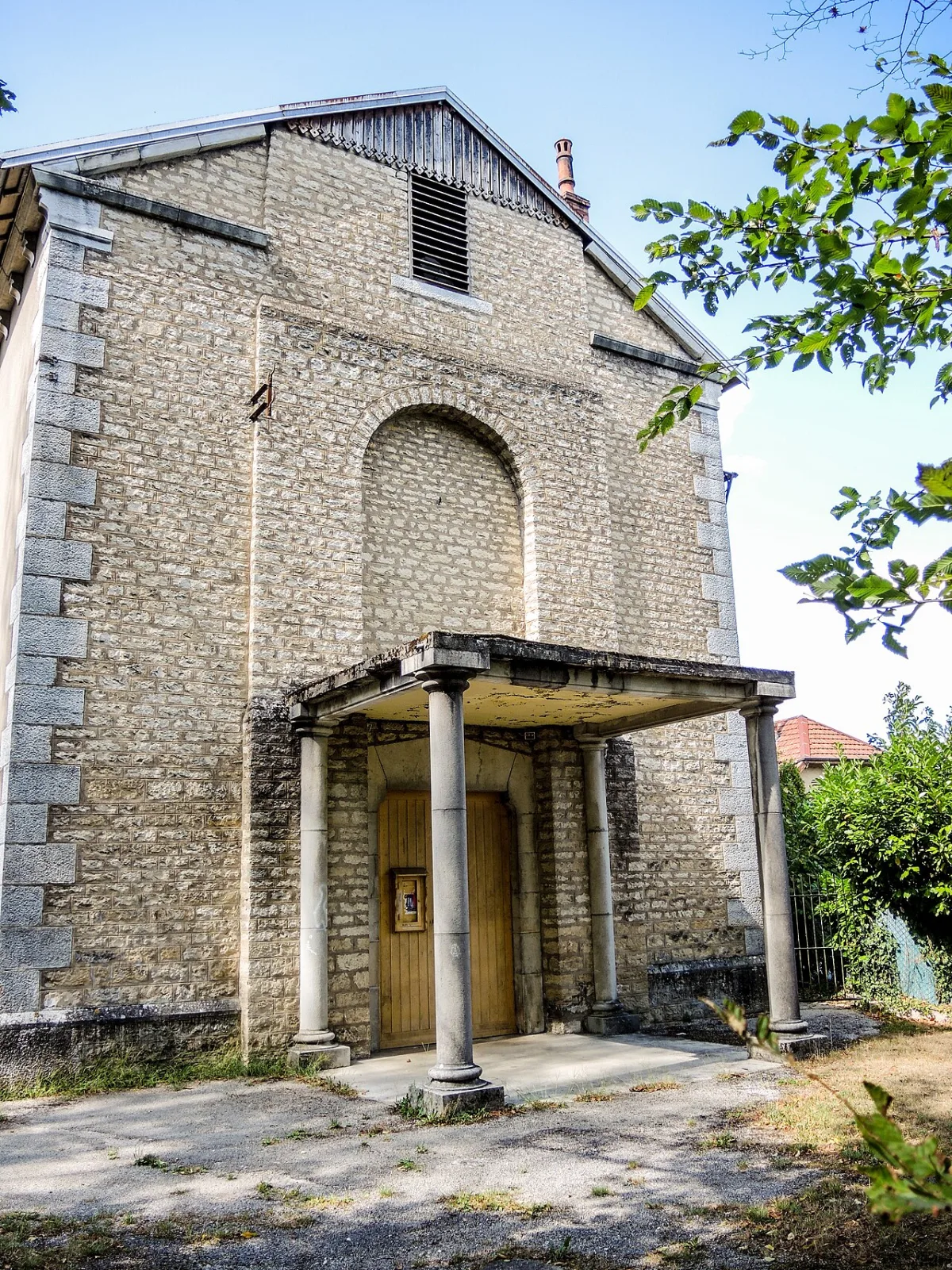 Église du Sacré Coeur, Novillars