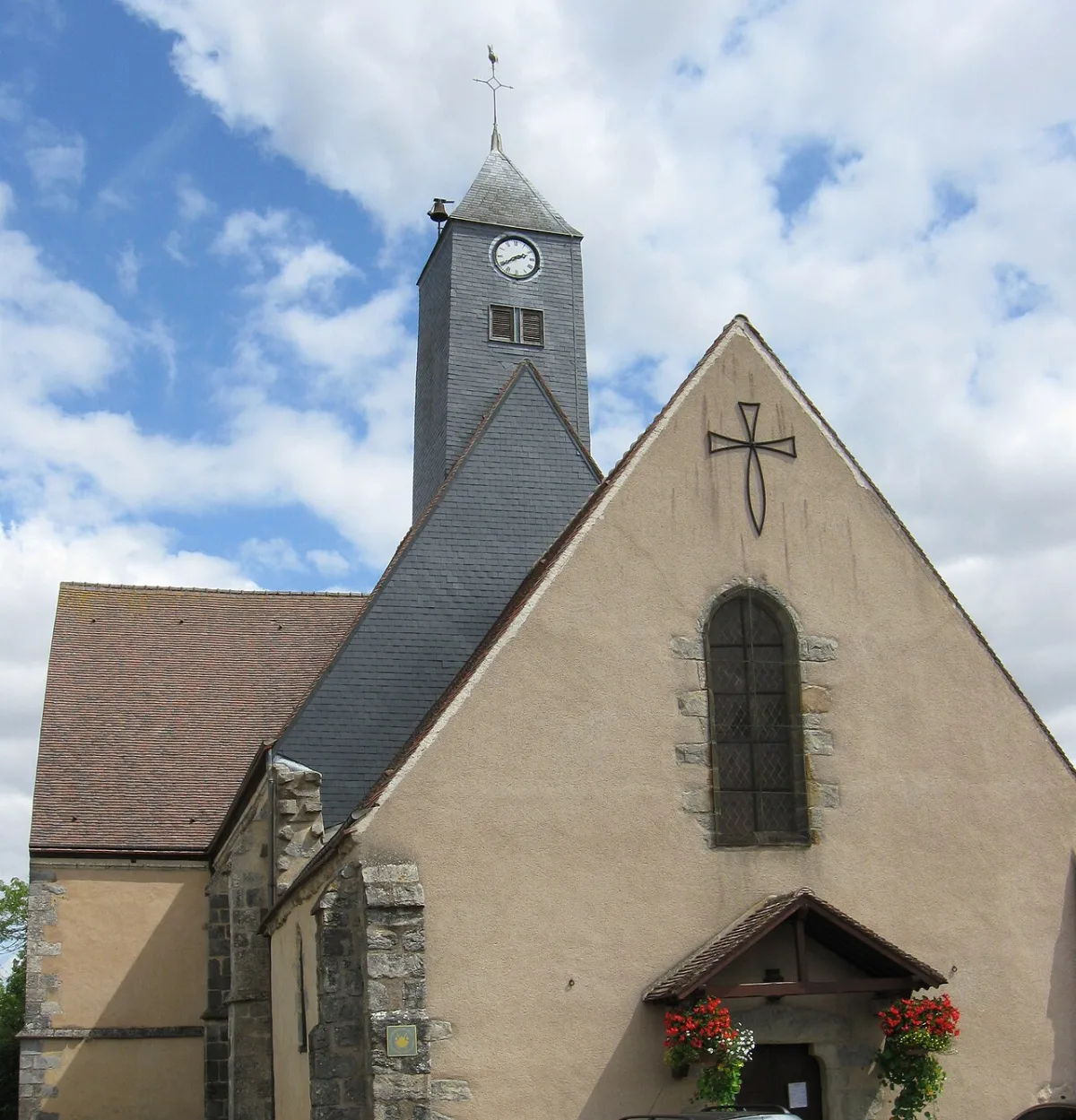 Saints Philippe et Jacques (Soulaires), Soulaires