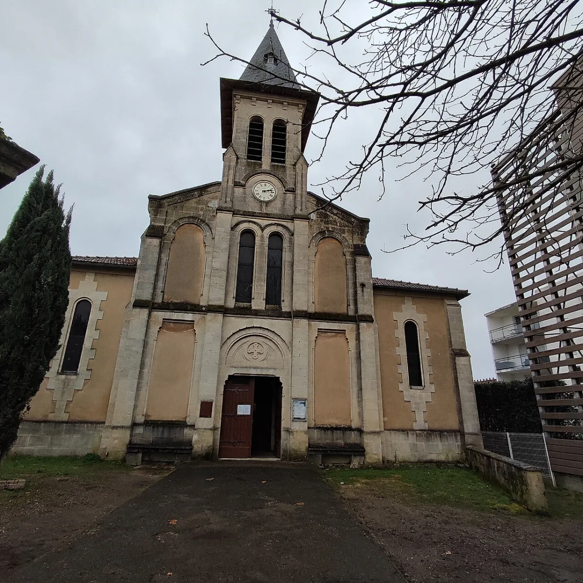 Église Notre Dame de Lourdes du Cypressat, Bordeaux