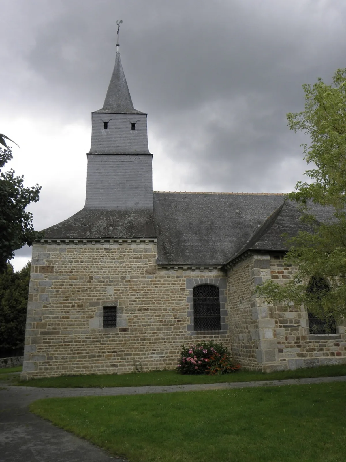 Église Saint Lubin, Longaulnay