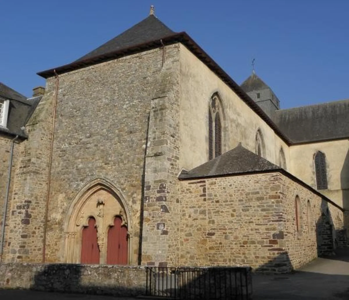 Abbatiale Notre Dame de l'Assomption, Paimpont