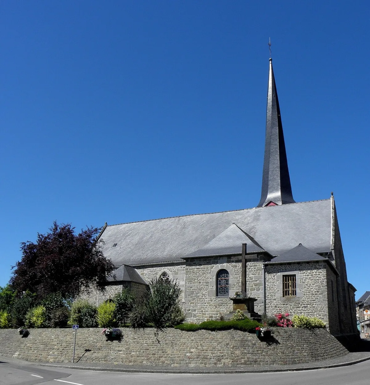 Église Saint Pierre et Saint Paul, Quebriac